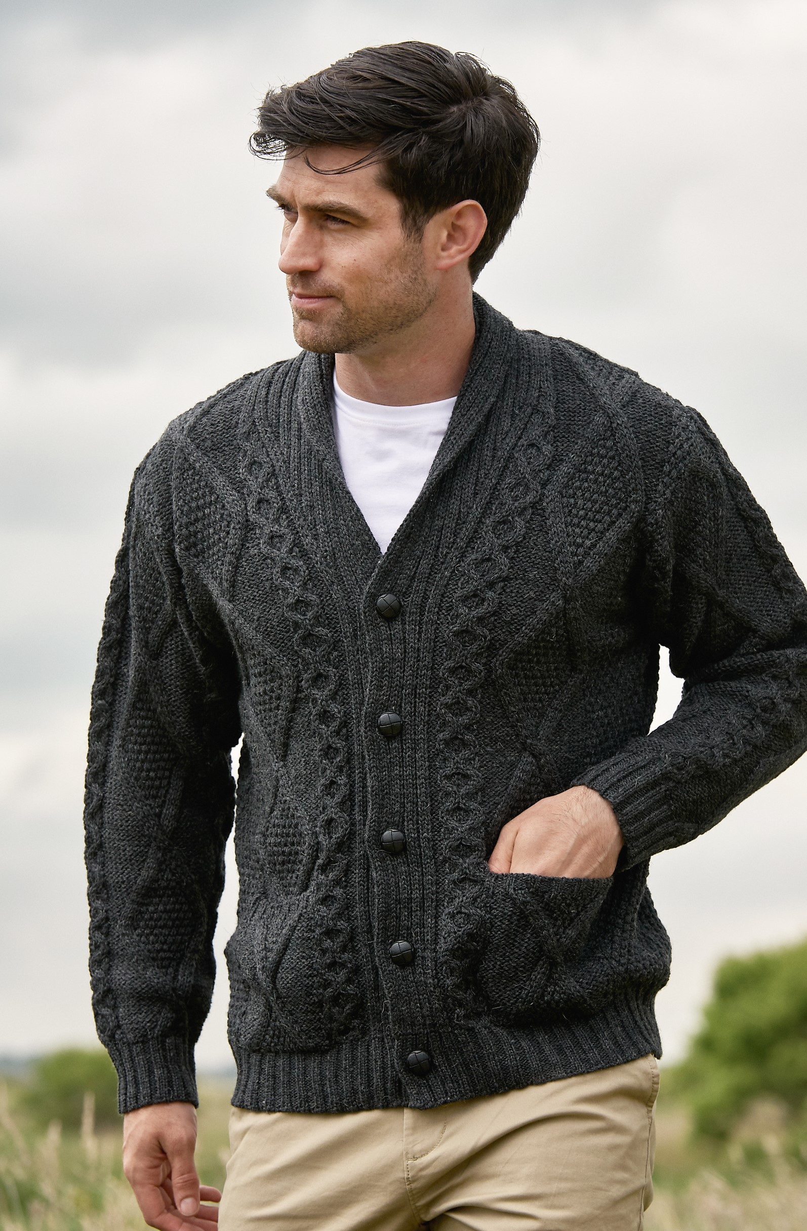 ARAN PATTERN BUTTON CARDIGAN: SH 4139