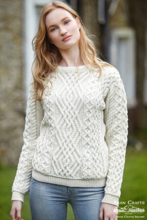 CABLE CREW NECK SWEATER C5597