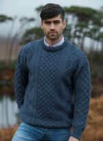 ARAN CREW NECK SWEATER C1347