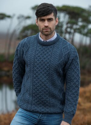 ARAN CREW NECK SWEATER C1347