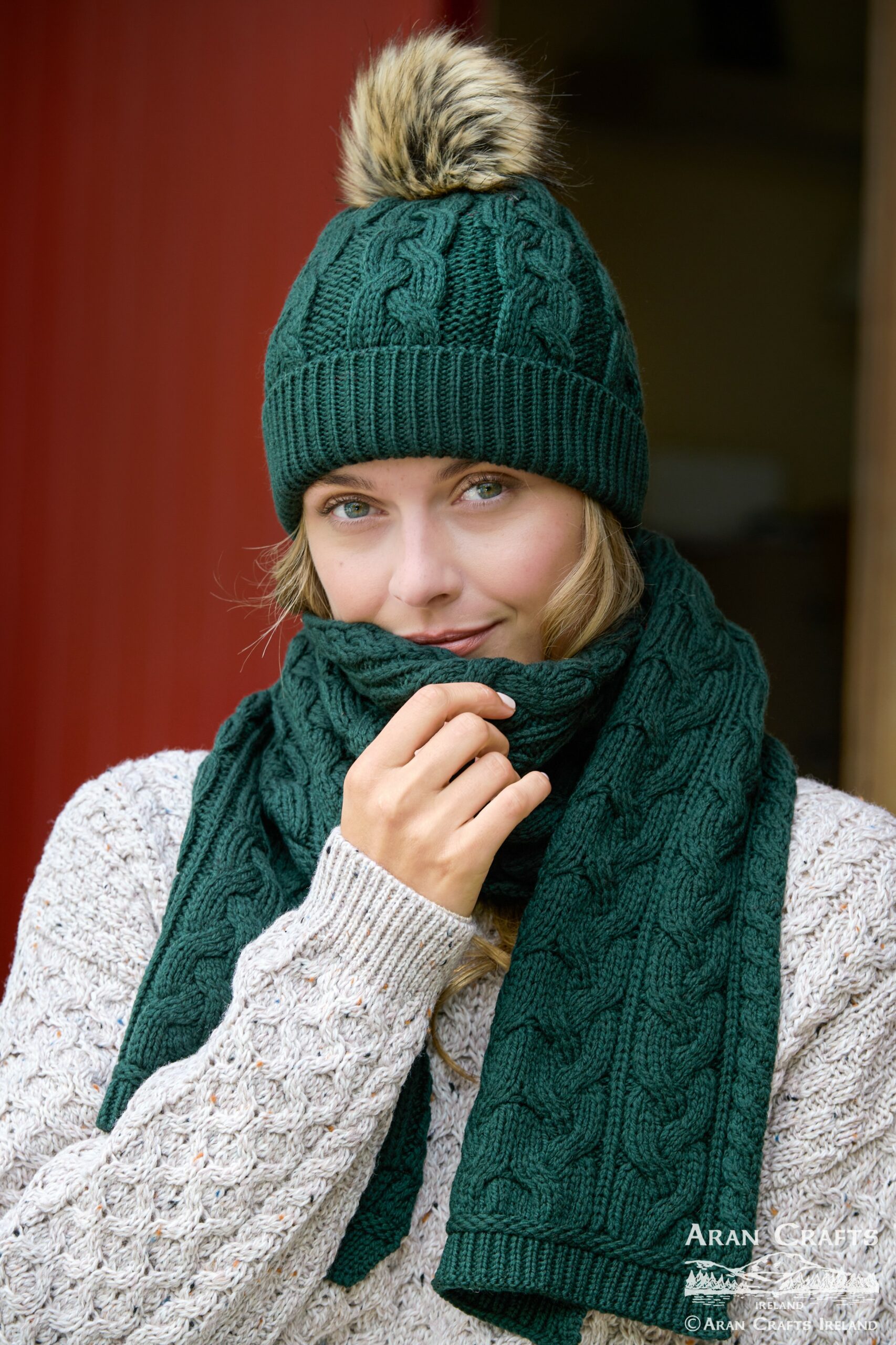 CHUNKY CABLE KNIT SCARF X4855