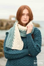 TWO TONE CABLE KNIT WOOL SCARF X5595